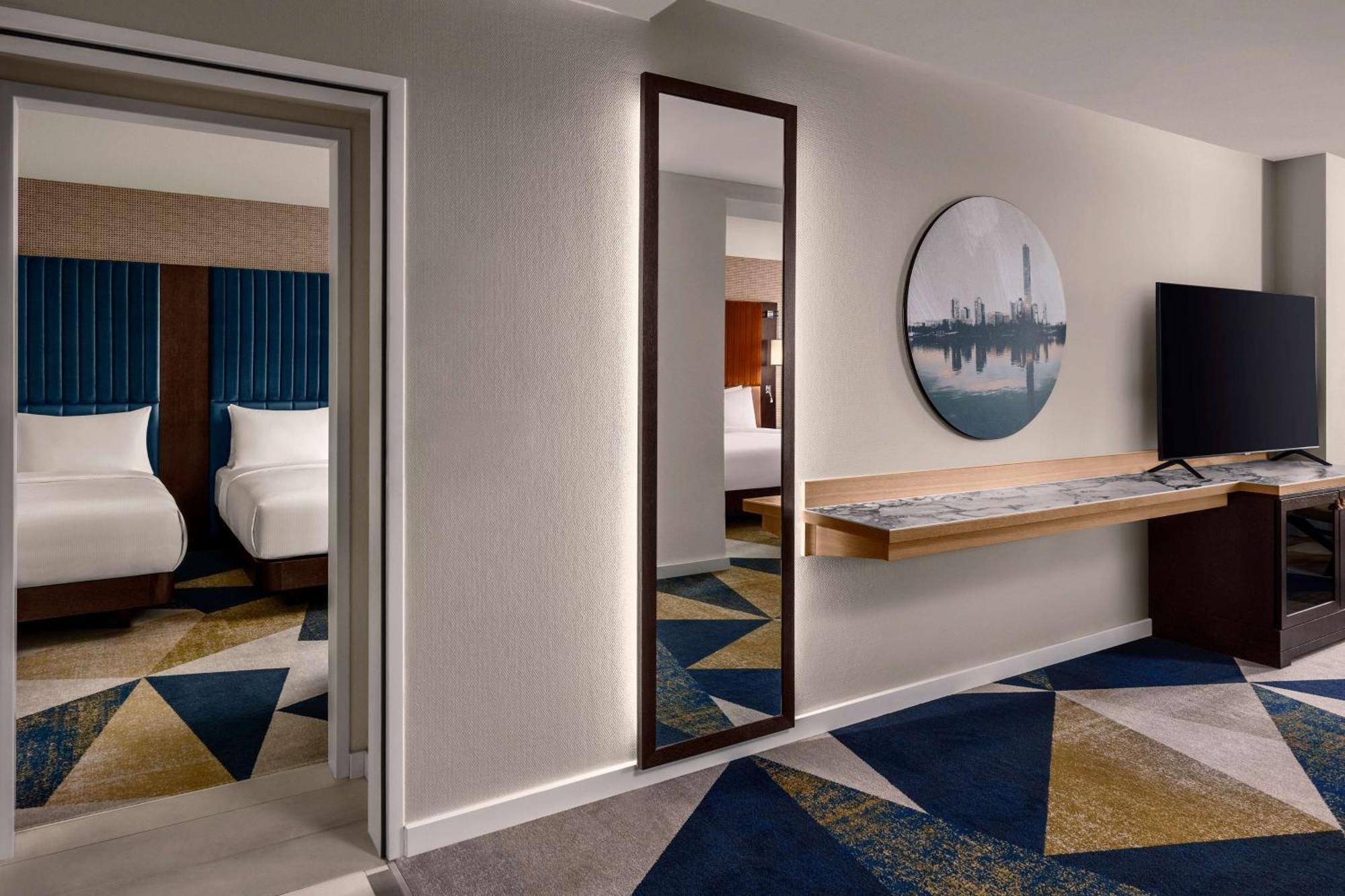 Hilton Danube Waterfront