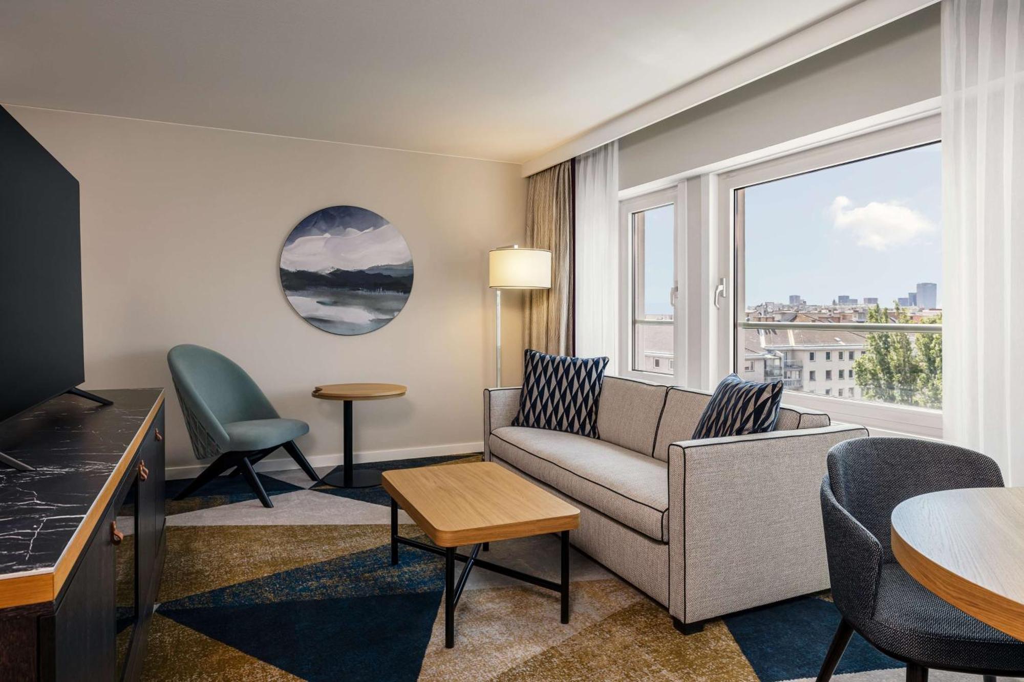 Hotel Hilton Danube Waterfront