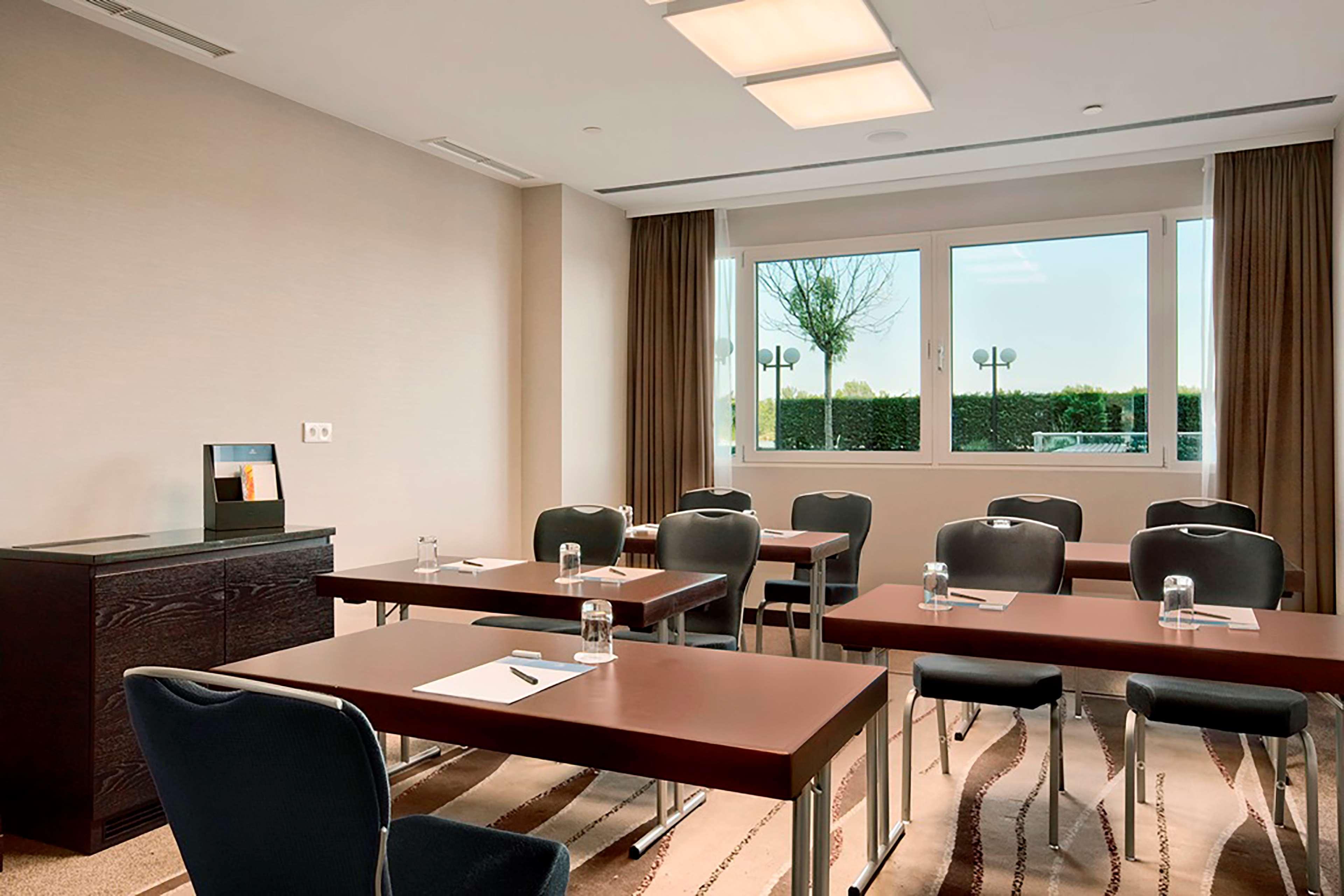 Hilton Danube Waterfront